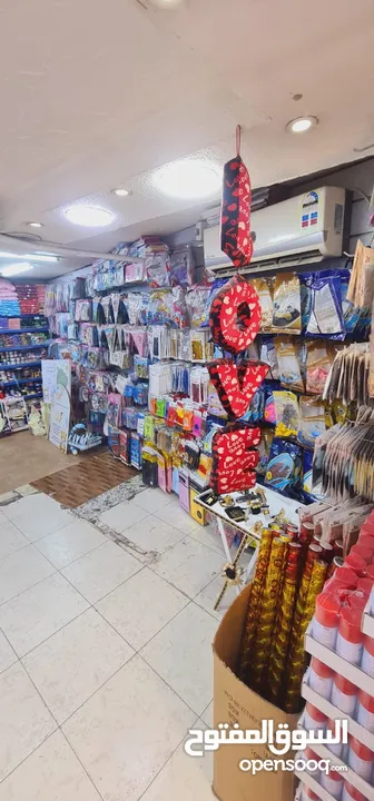 فرصة رائعة جدا  محل البيع جيد جداً محل تجهيز مناسبات وا الهدايا