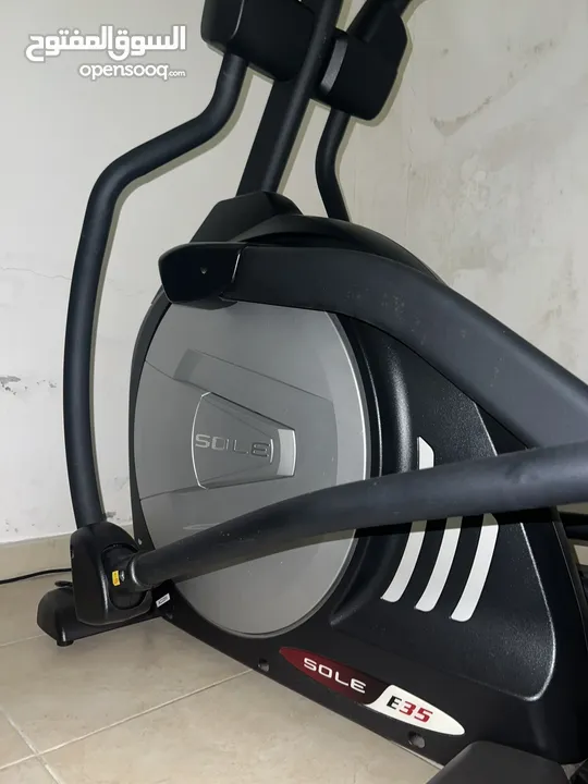 Elliptical Cross Trainer Sole Fitness E35