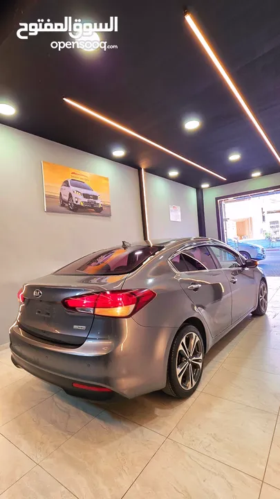 اوفر سياره بالبلاد k3 بحاله شركه