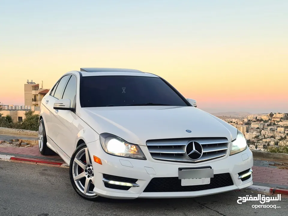 Mercedes C250 / AMG موديل 2015 فل الفل الإضافات  عداد 77000 / بحالة الوكالة  أصل AMG فل إضافات