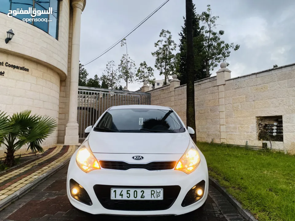 كيا برايد 2015 بحالة الوكالة فل اوتماتك ترخيص وتإمين جديد الله يبارك ..