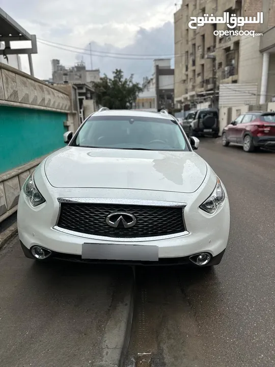 انفنتي QX70 موديل 2018