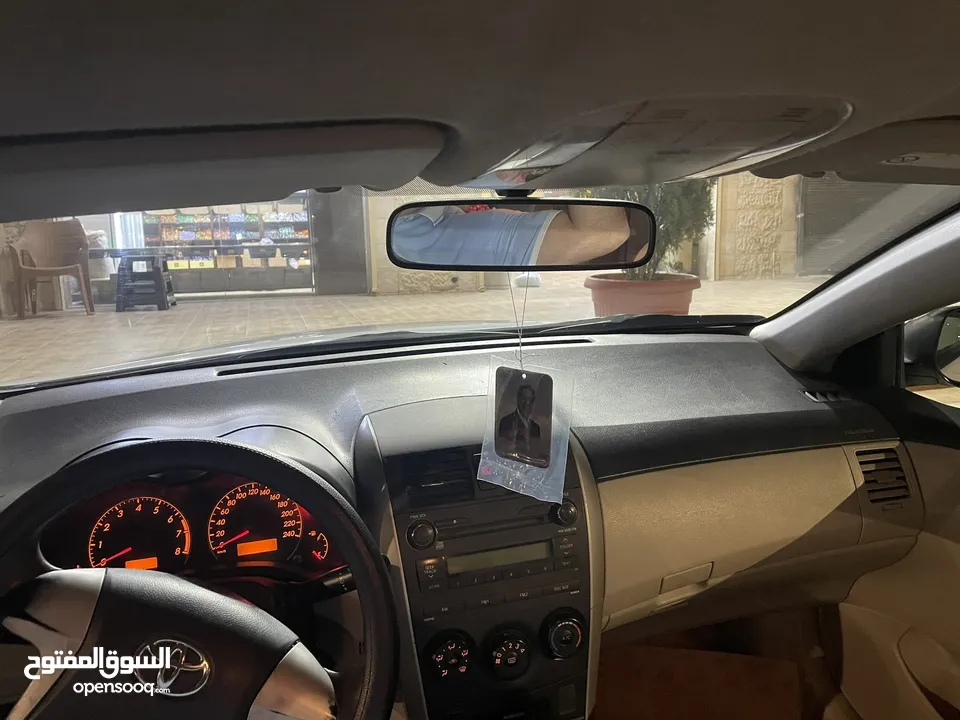 تويوتا كورولا 2013 ماتور 1.8 فحص كامل مرخصة سنة كاملة