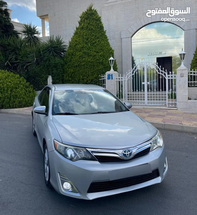 تويوتا كامري فللل كامل بدون فتحه فحص 3 جيد مضروب السياره لا تحتاج اي نوع من الصيانه