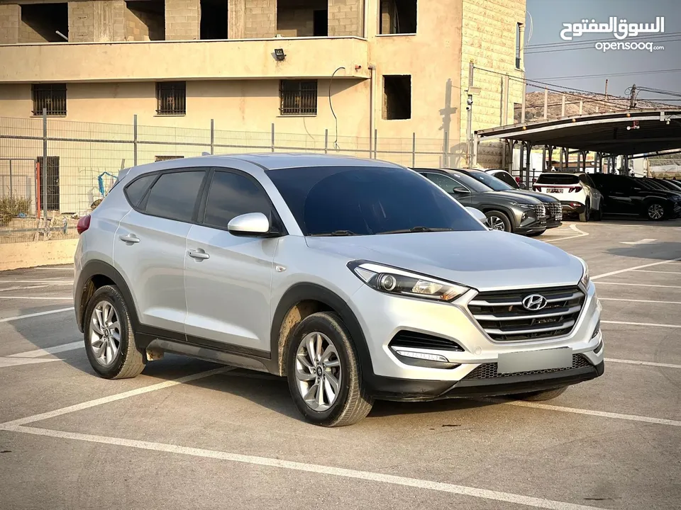 هونداي توسان/2017  فل بدون فتحة سقف 4x4