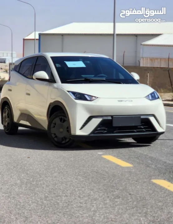 سيجال 2023 لون ابيض حرق حرق بحال الزيرو30 الالف كيلو