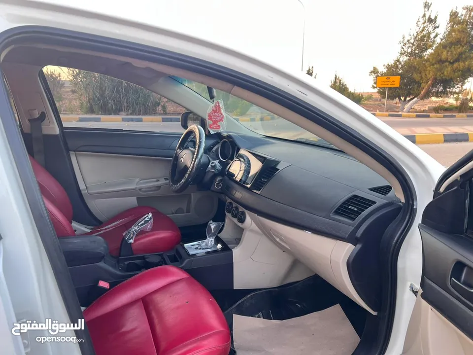 ميتسوبيشي لانسر 2015 ماتور 2000cc بحالة الوكالة