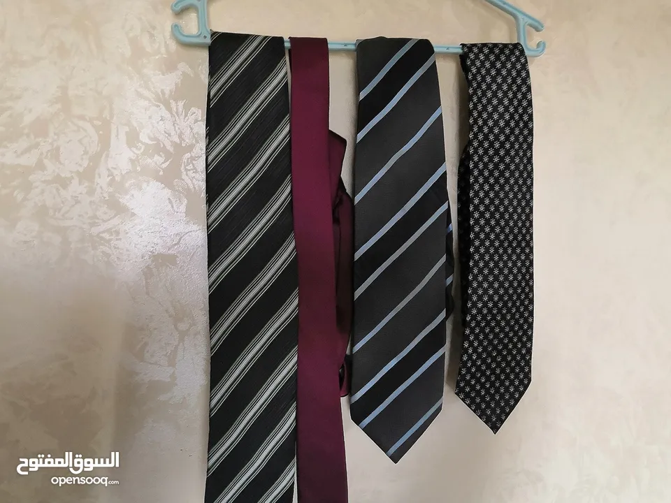 43 ربطة عنق ب 15 دينااار فقط