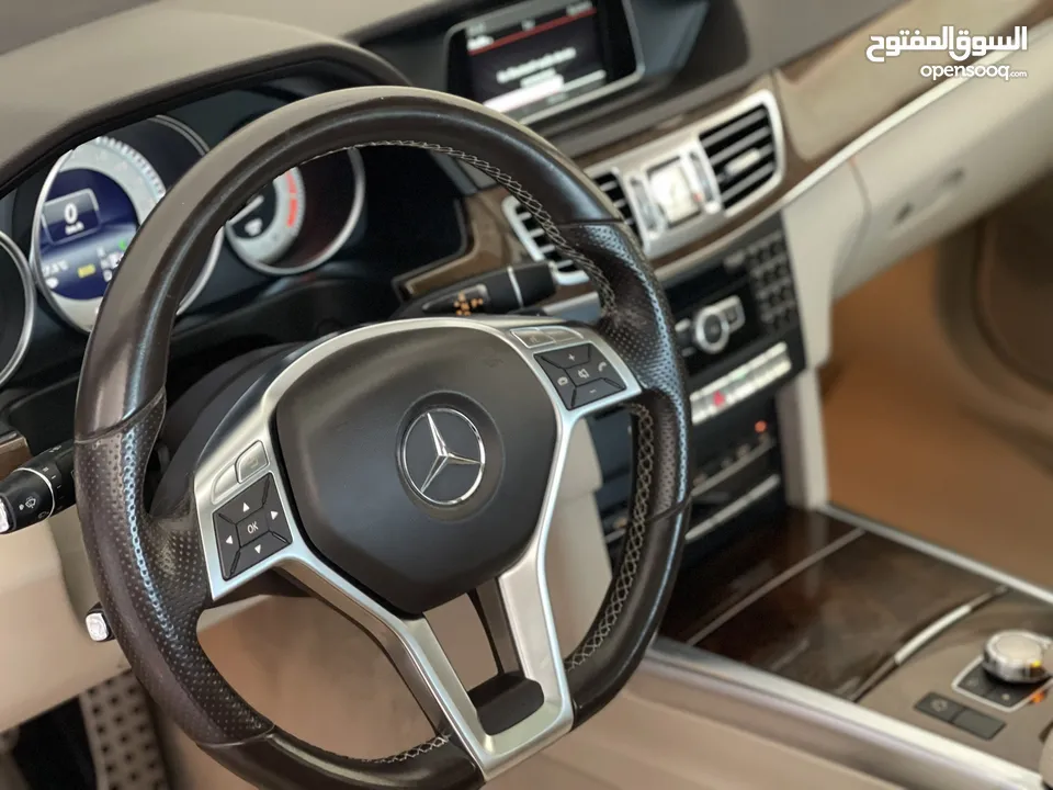 مرسيدس E200 (اعلى فئه ) فحص كامل ولا ملاحضه ممشى قليل جدا (50.000 فقط ) مالك واحد وارد شركه
