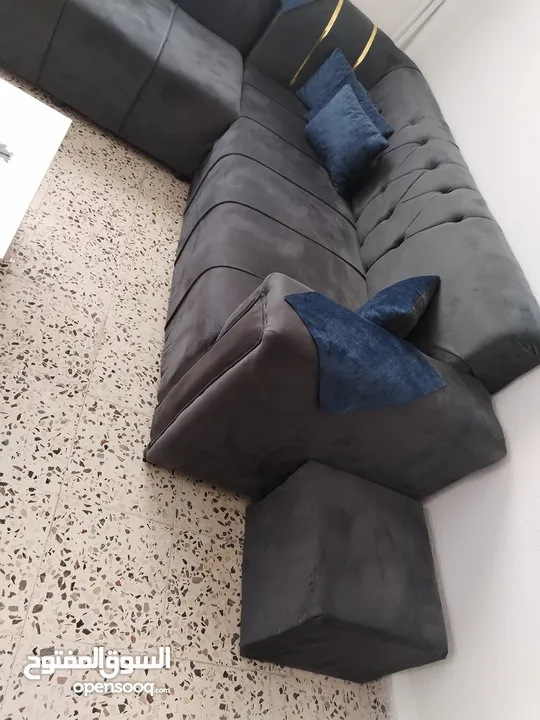 طقم كنب 8 مقاعد مع طاولة