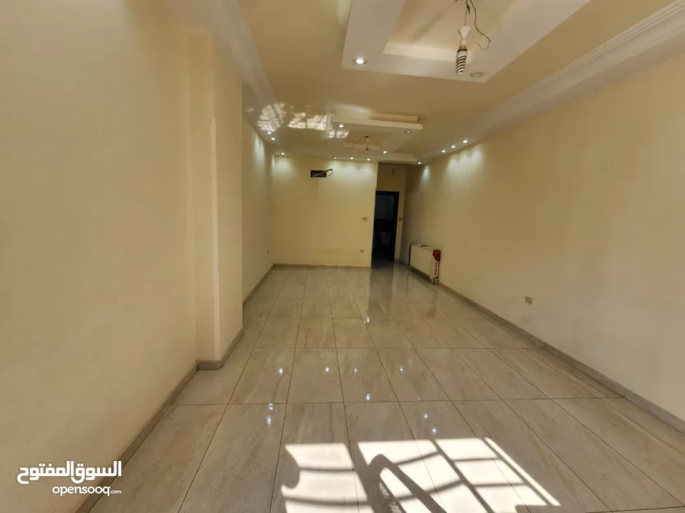 شقة أرضية للبيع في ربوة عبدون - 14194