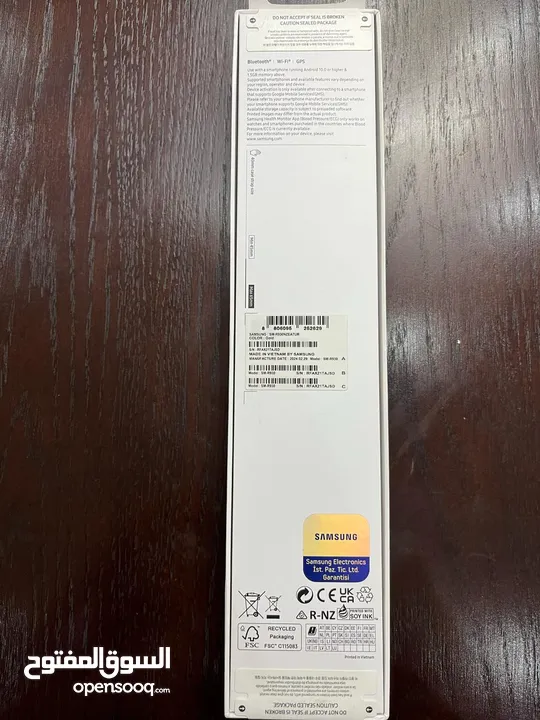 ساعة samsung galaxy watch 6 لون ذهبي جولد