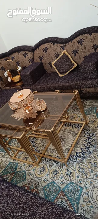 مجلس خليجي نظيف ومرتب للبيع بسعر مغري 130دينار غير قابل للتفاوض