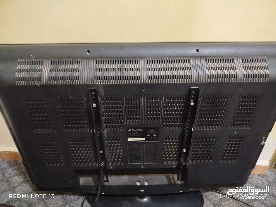 شاشة ناشيونال الكتريك 42 بوصة  LCD مستعمل، تعمل بشكل ممتاز مع ريموت.