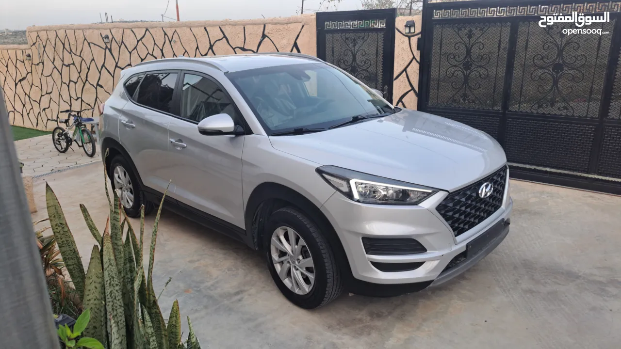 جيب هونداي توسان 2020 ديزل 4×4  يد اولا ولا غرام بويه 2000 تيربو بسعر لقطه الله يبارك