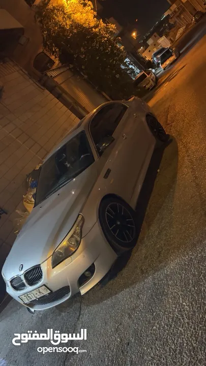الفئة الخامسةi525 Bmw