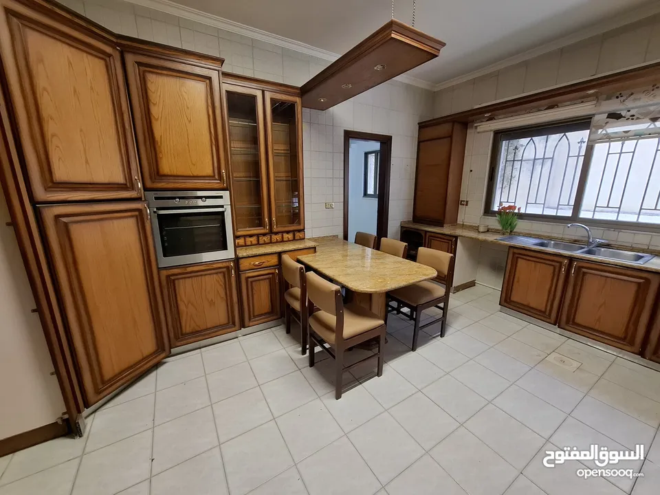 شقة غير مفروشة للإيجار ( Property 40836 )-175064131