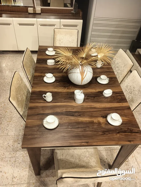 ready made dining table