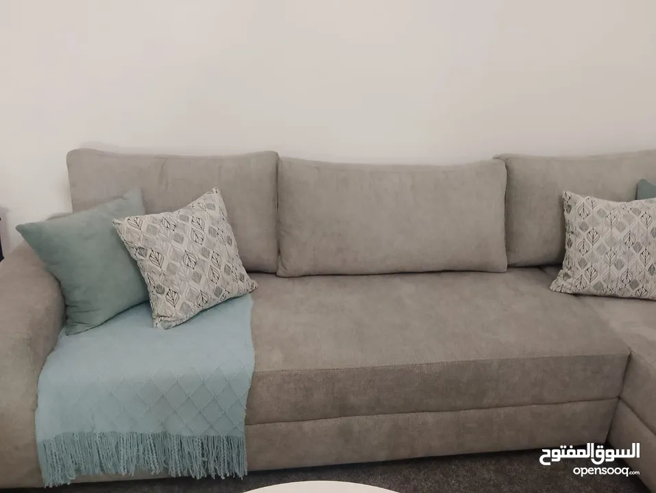 مشغل وتنجيد ابو يزيد اللولو الكافة أعمال التنجيد والكورنرات