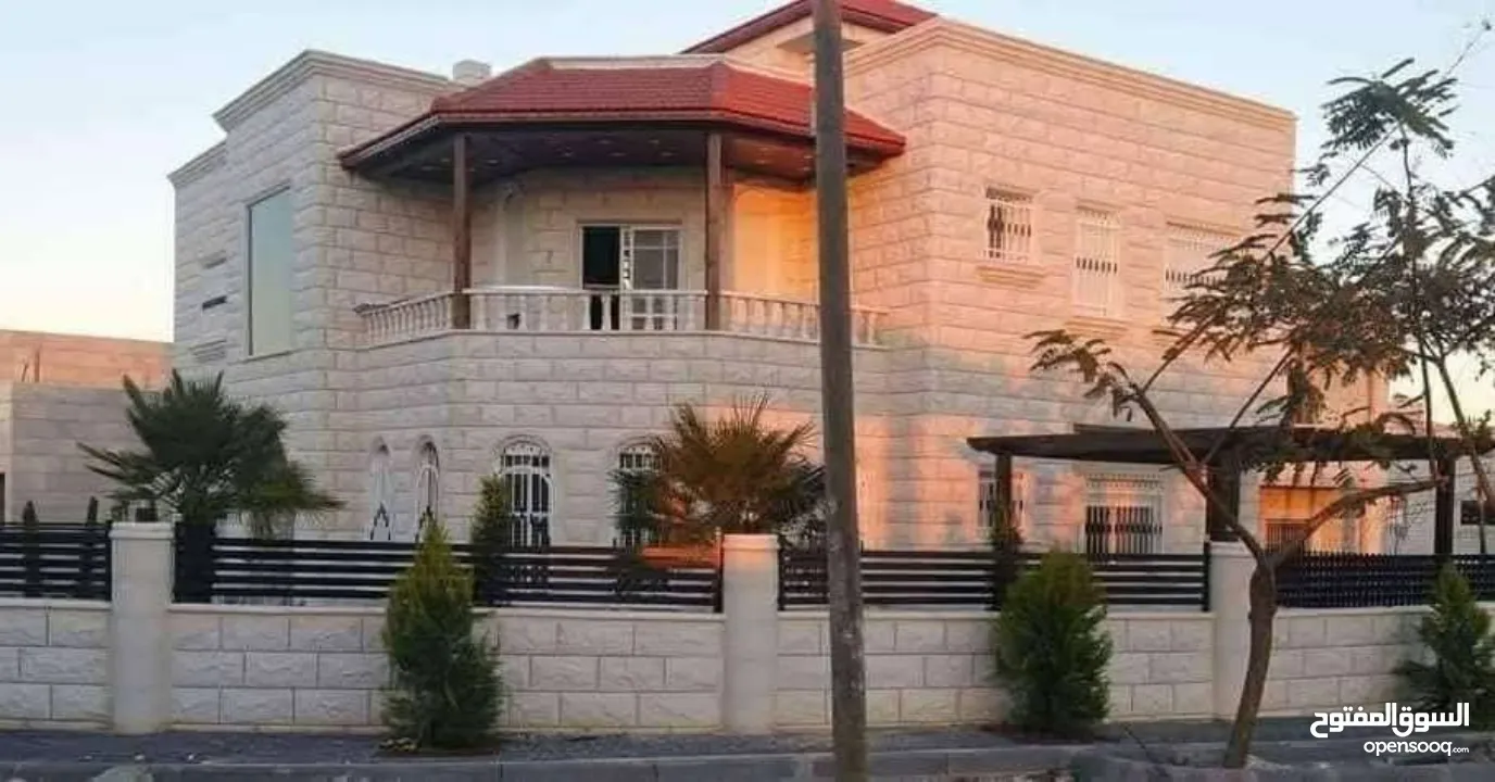 دفعتك وشكاتك والباقي علينا ادلل بس أسعار منافسة وعروض مميزة والتوصيل متاح لجميع أنحاء الضفة