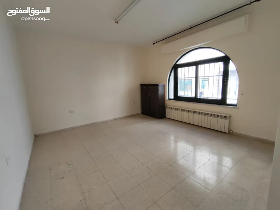شقة مميزة للإيجار في قلب الطيرة – شارع روما