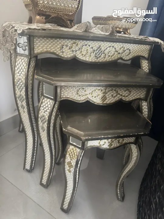 اثاث للبيع