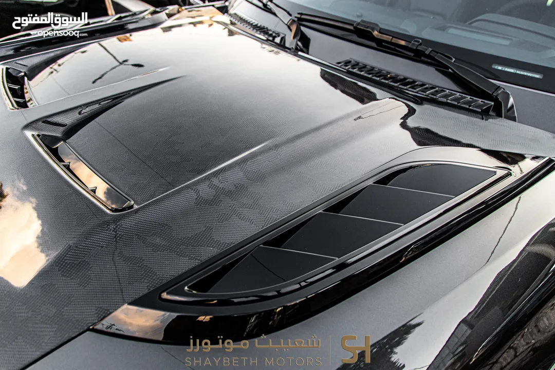Land Rover Defender 2023 X-dynamic plug in hybrid  Urban package