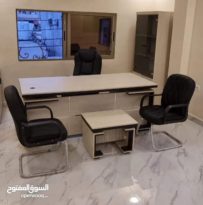 مكتب مميز قياس مترين +جانبية وادراج وطاولة توصيل مجاني داخل عمان والزرقاء