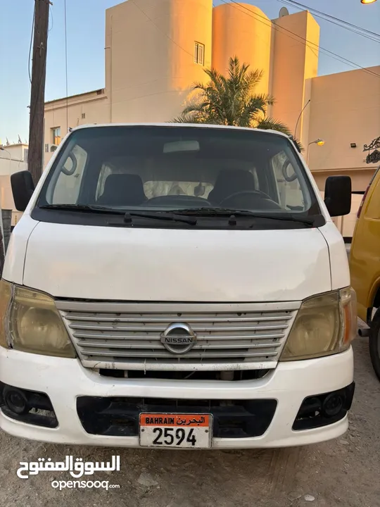 For sale Nissan aurvan mini bus 2008   price 1000