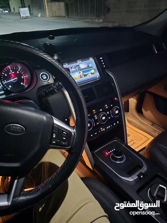 لاند روفر ديسكفري سبورت 2016