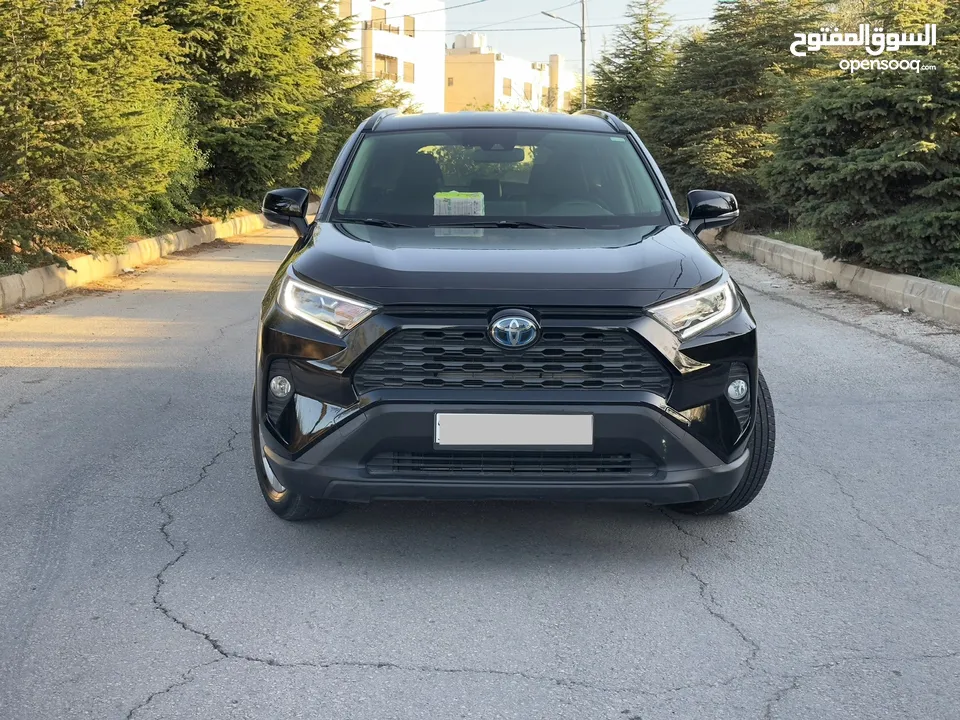 TOYOTA RAV4 HYBRID 2021 XLE