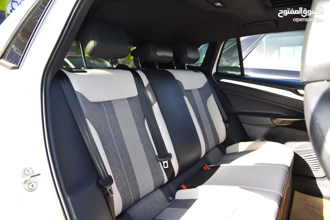 فولكسفاجن ID.4 كروز بيور بلس كهربائية بالكامل Volkswagen ID.4 Crozz PURE + 2021