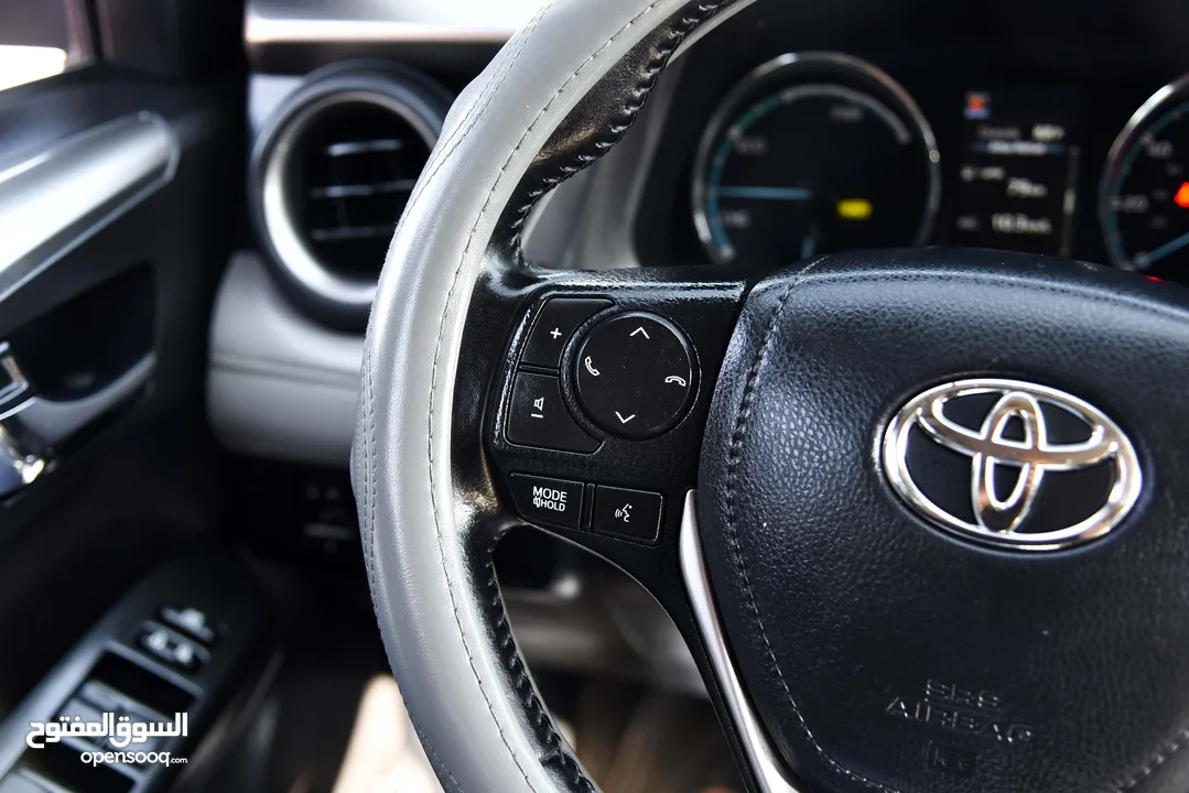 تويوتا راف فور هايبرد Toyota RAV4 Hybrid XLE 2016
