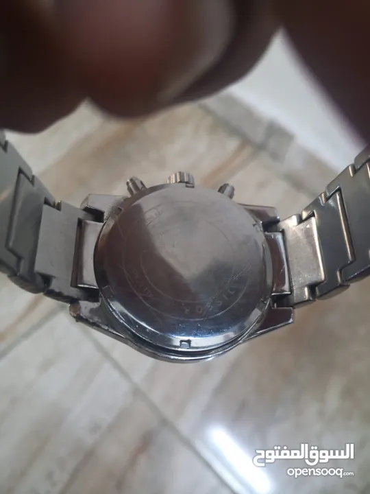 ثلاث ساعات اصليه للبيع بسعر مغري