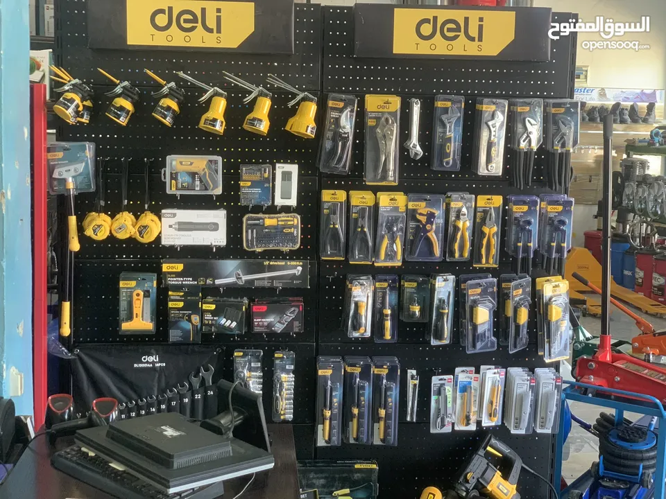 عدد يدوية deli
