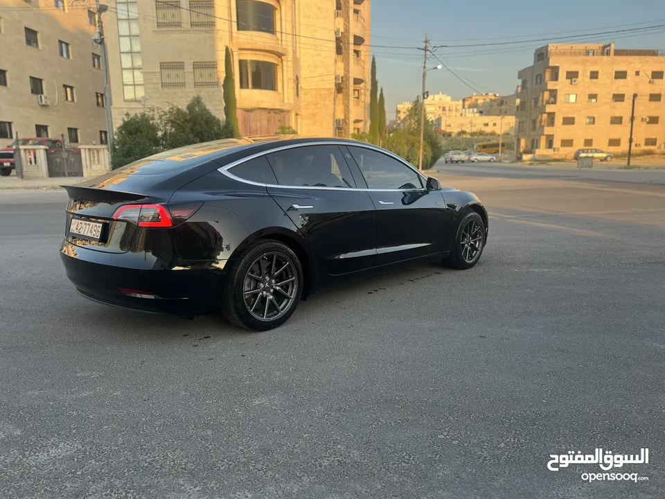 Tesla 3 فحص كامل جمرك جديد ماشيه 40 الف فقط