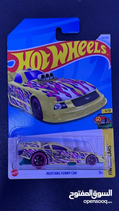 HOTWHEELS COLLECTION OF RARE AND EXOTIC CARS - Porsche 911 GTS RS, McLaren P1, etc.