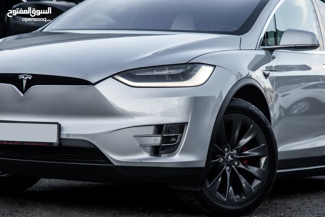 Tesla Model X 100D