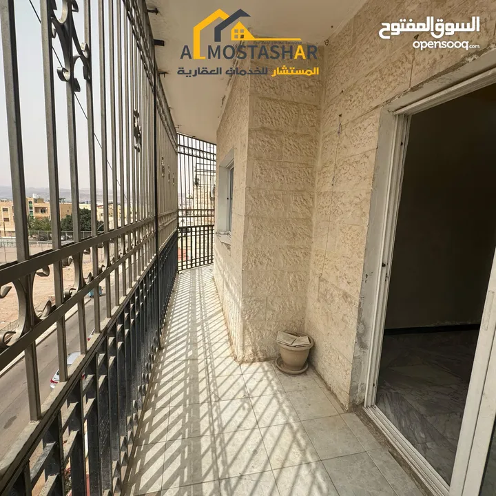 شقة للبيع في الثالثه طابق ثالث موقع مميز بسعر محروق 29,500 فقط