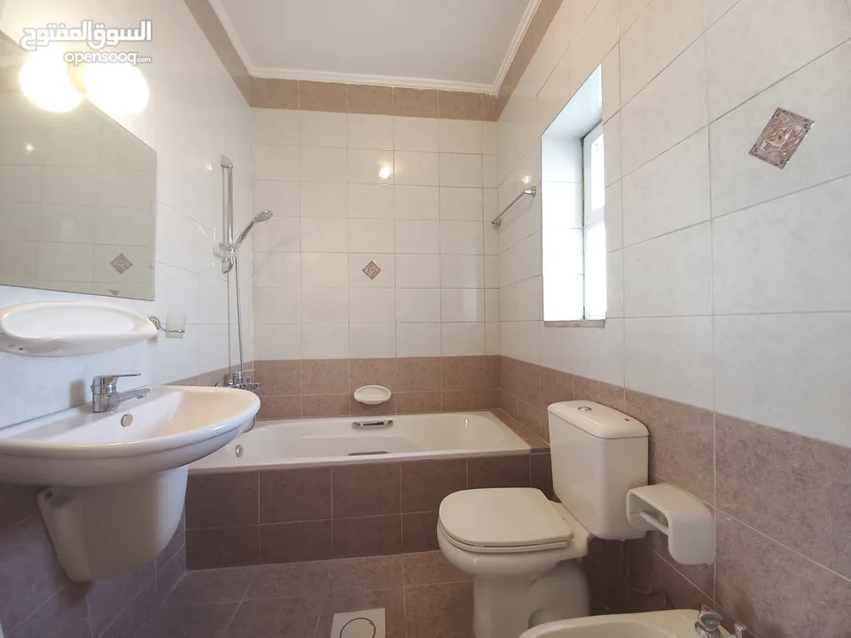 Unfurnished Apartment For Rent In Deir Ghbar  ( Property 34720 )-174813150