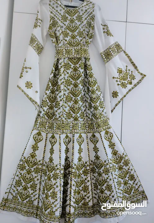مطرزاتNAنا اثواب مطرزة بكل حب