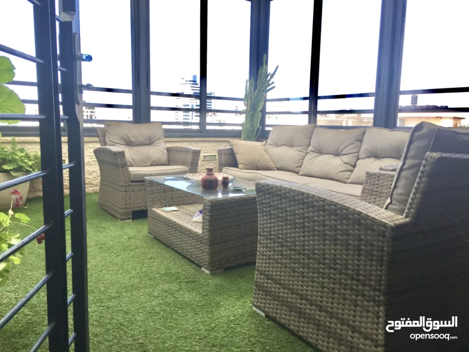 رووف 4 غرف نوم