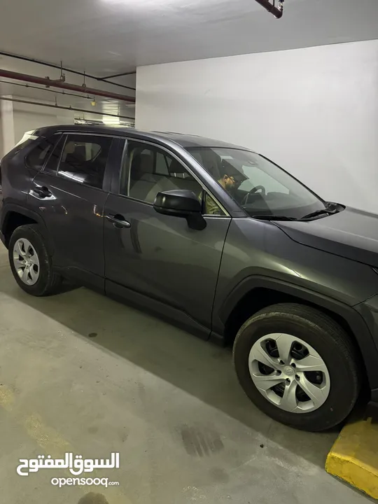 TOYOTA RAV4 2024