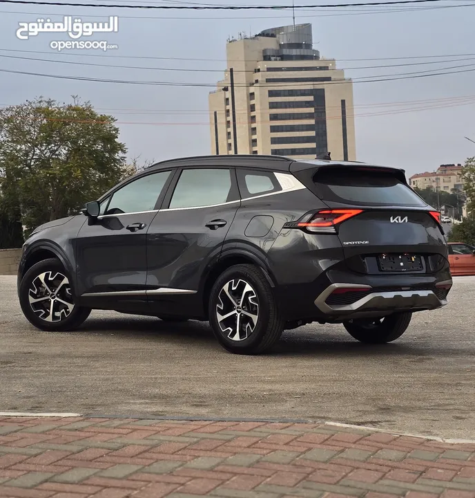 سبورتاج هايبرد 2023 - فل مسكر مع بانوراما - عداد قليل - غرفه مميزه جداً - سعر مميز جداً ع الكاش