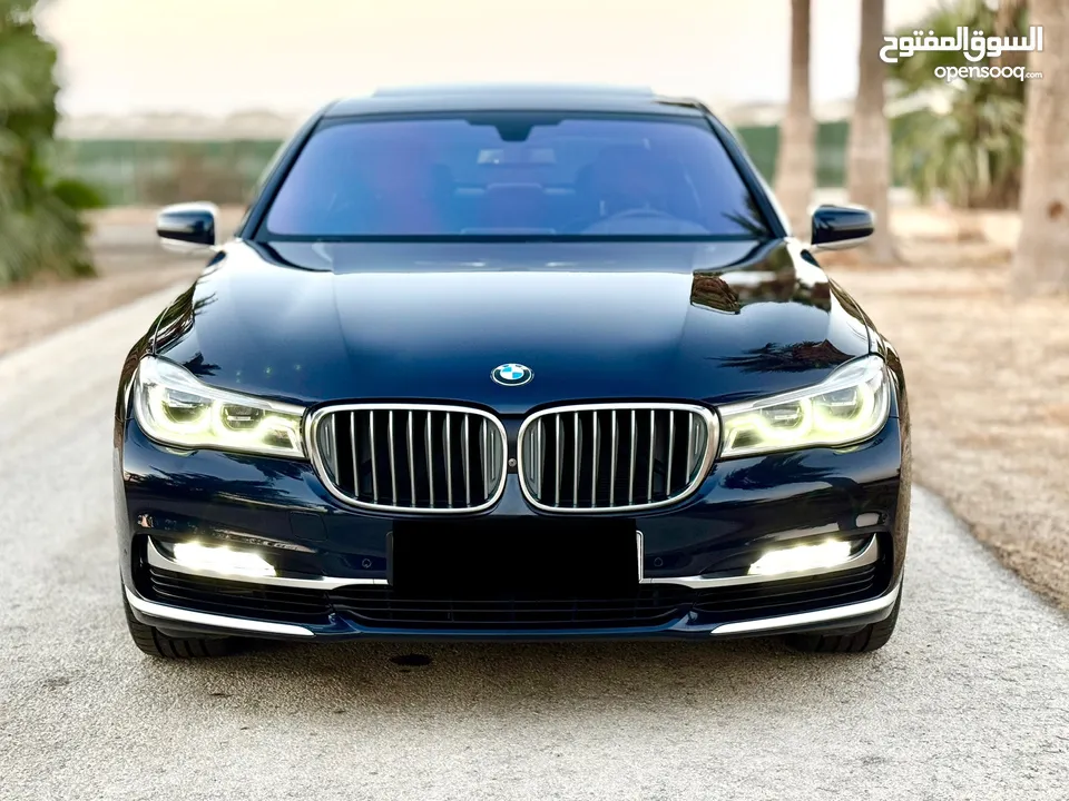 2017 BMW 740Li large