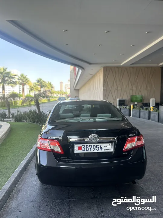 Toyota camry glx 2011