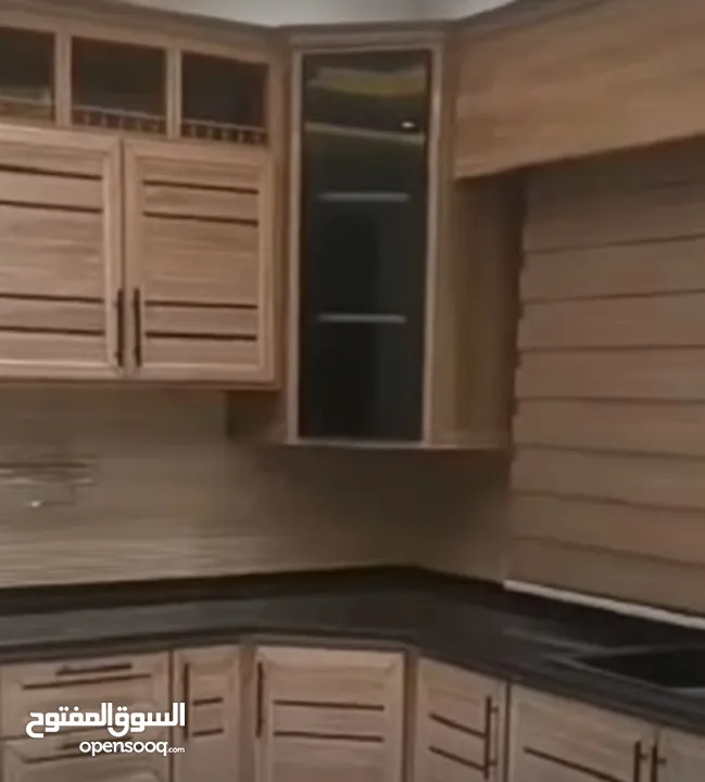 مطابخ الامنيوم بأرقى التصاميم والفنون أبواب الامنيوم مناخل تركيب صيانه اباجورات كهربا وعادي  شبابيك