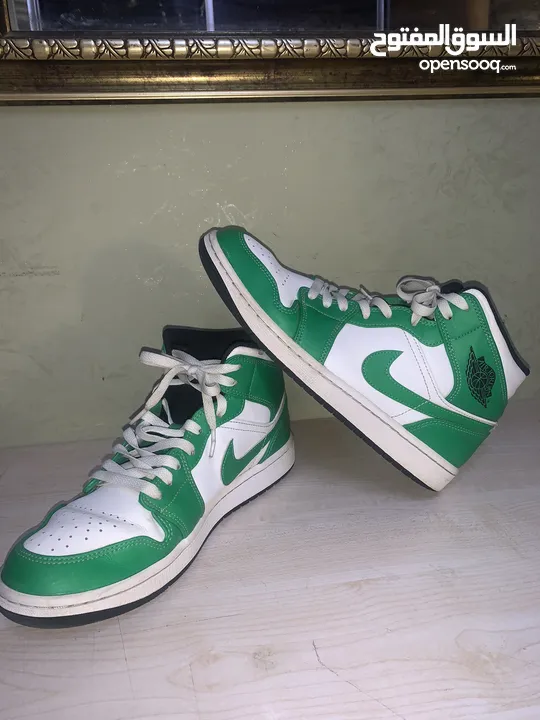 Nike Air Jordan 1 mid lucky green