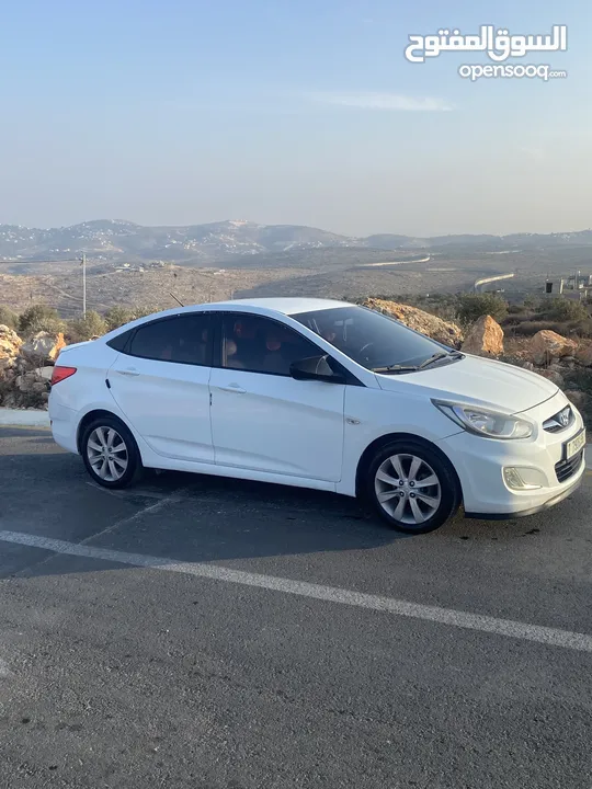 هونداي اكسنت للبيع