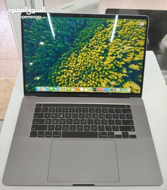 MacBook Pro 16 Touch Bar 2019 core i9 16GB Ram 1TB SSD لابتوب ابل